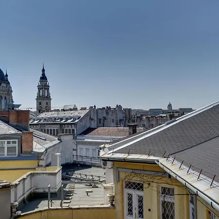 Penthouse With Basilica View By Nw Appartamento